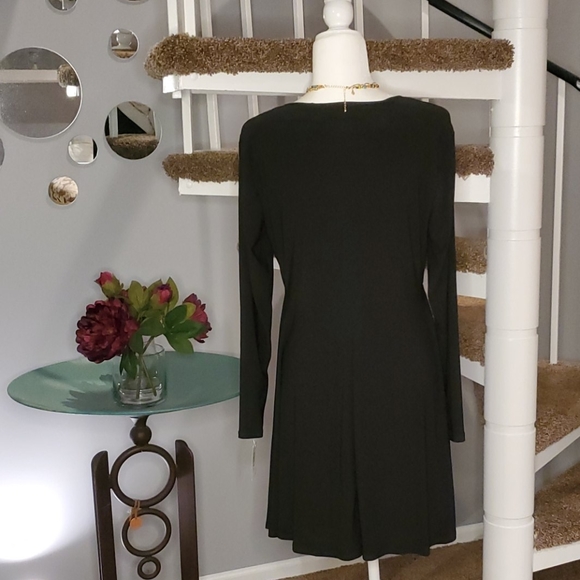 ๐๐ฅHP๐ฅ๐ Neiman Marcus Little Black Dress - Picture 3 of 8